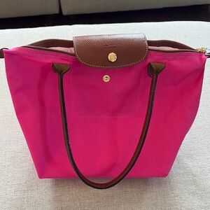 Pink Longchamp Le Pliage
